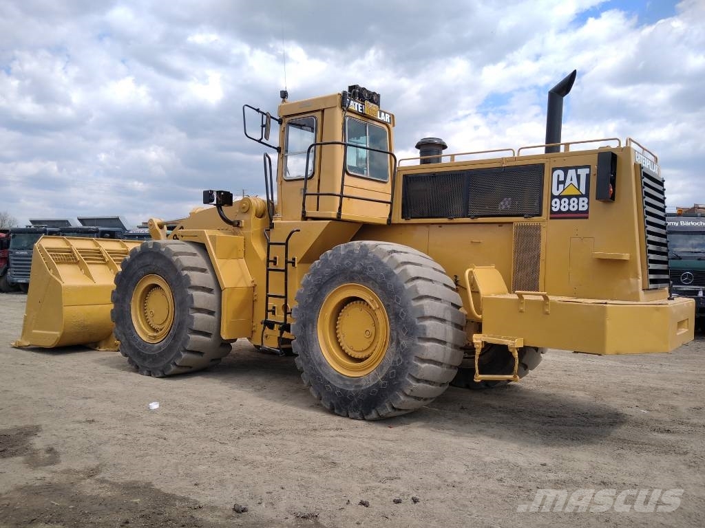CAT 988 B Chargeuse sur pneus