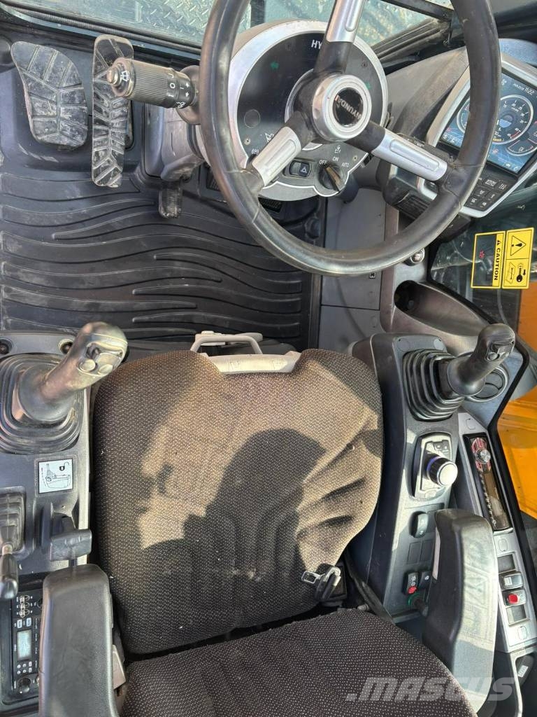 Hyundai HW 140 Excavadoras de ruedas