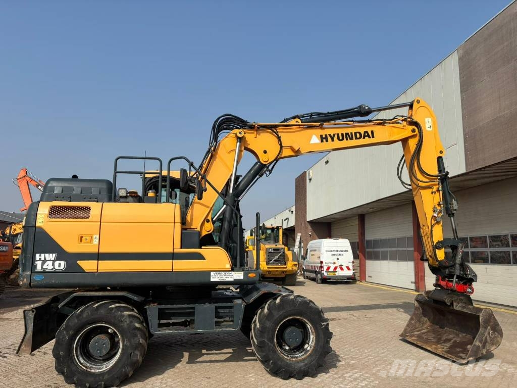 Hyundai HW 140 Excavadoras de ruedas