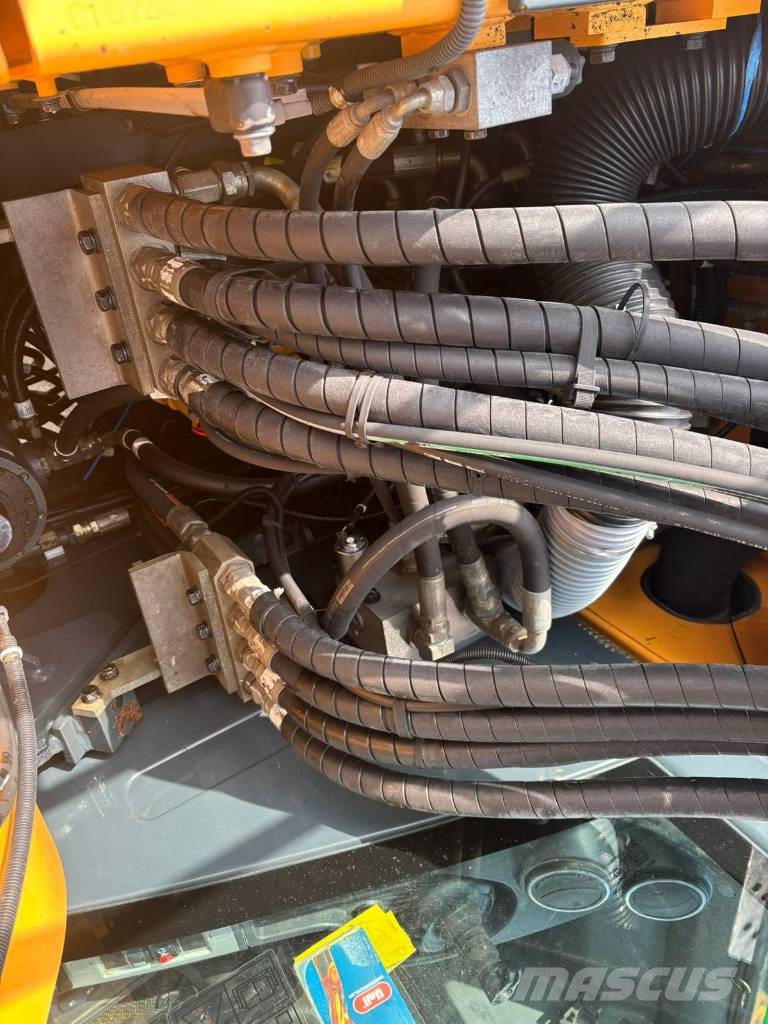 Hyundai HW 140 Excavadoras de ruedas