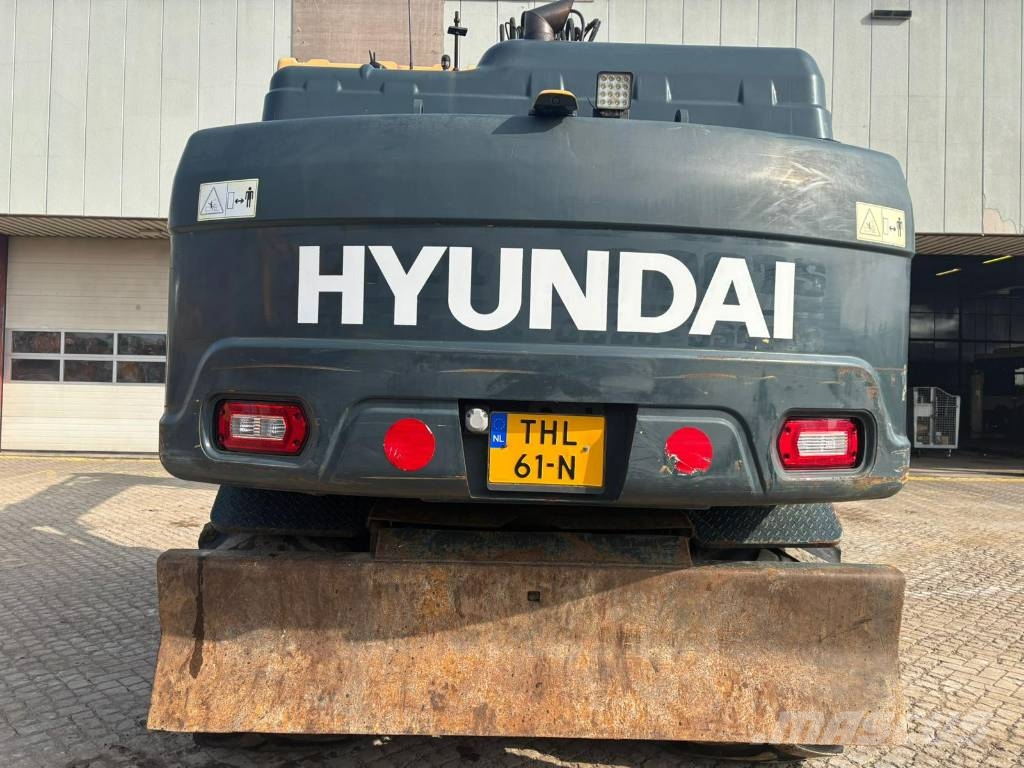 Hyundai HW 140 Excavadoras de ruedas
