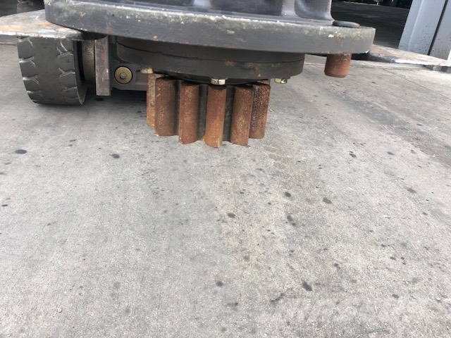 CAT 320 SWING GEARS USED أجهزة نقل