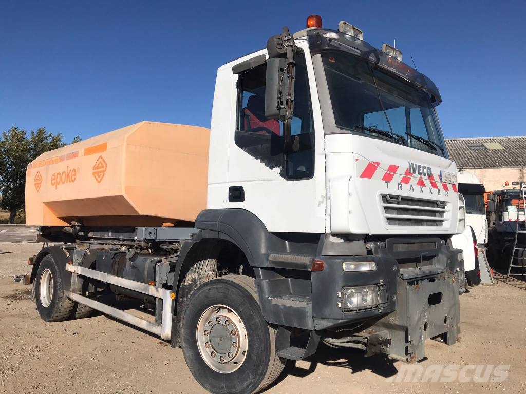 Iveco AD190T31W Tipper trucks