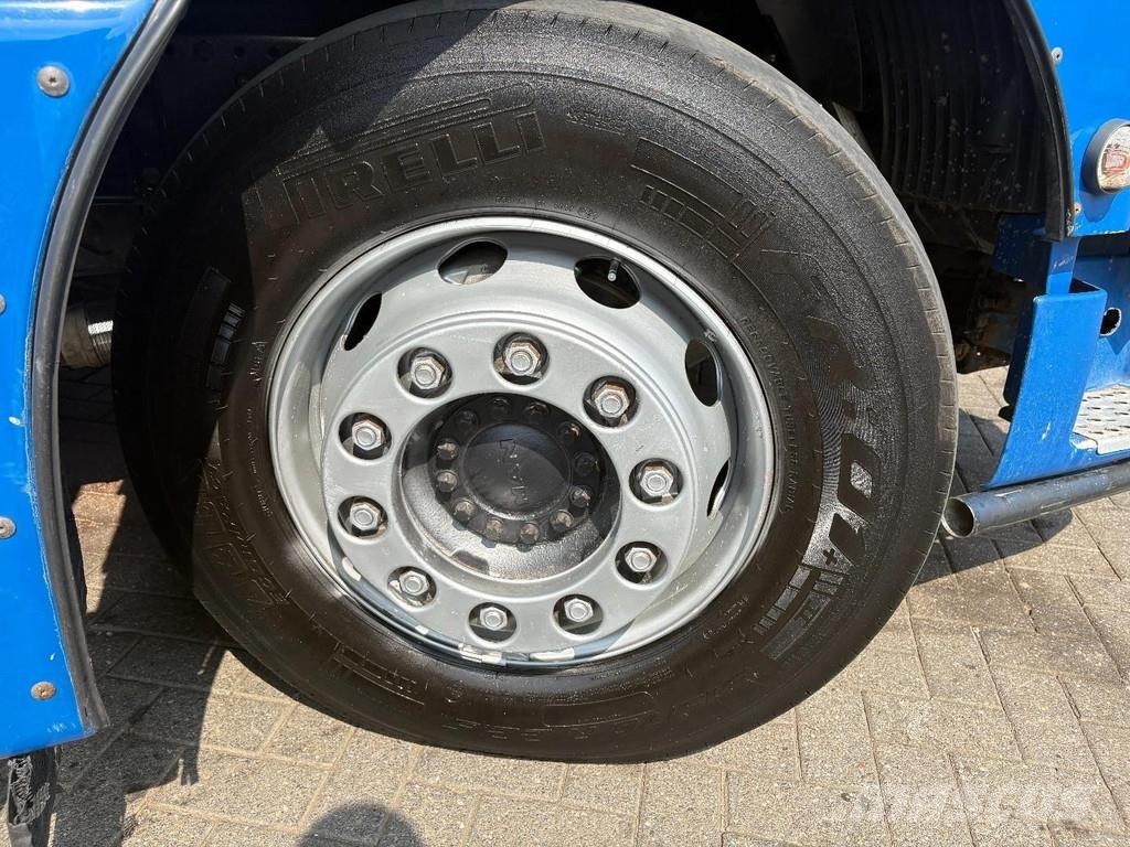MAN TGS 18.360 + ISOLATION FABRIC INCL. ENGINE + BDF S شاحنات ذات هيكل صندوقي