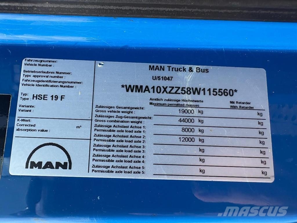 MAN TGS 18.360 + ISOLATION FABRIC INCL. ENGINE + BDF S شاحنات ذات هيكل صندوقي