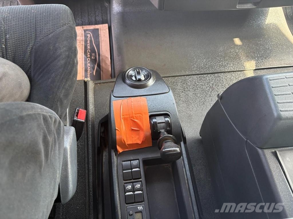 MAN TGS 18.360 + ISOLATION FABRIC INCL. ENGINE + BDF S شاحنات ذات هيكل صندوقي