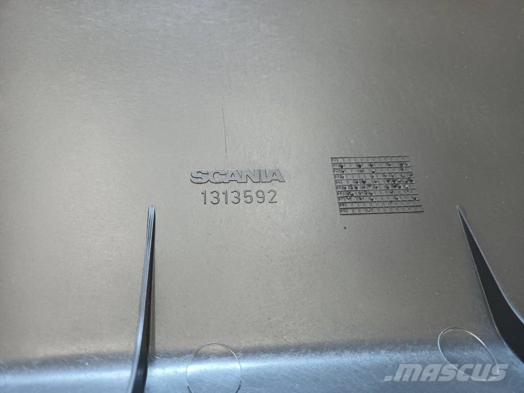 Scania MUDGUARD 1313592 섀시 및 서스펜션