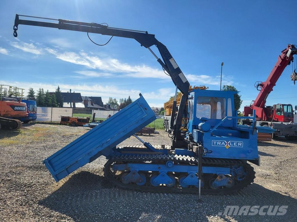 Morooka MST 600 with crane HIAB 031AW Raupendumper