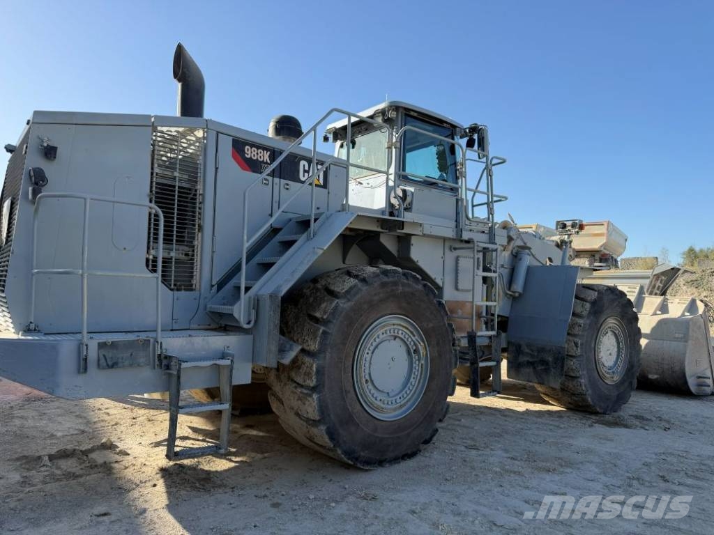 CAT 988 K Kolesni nakladalci