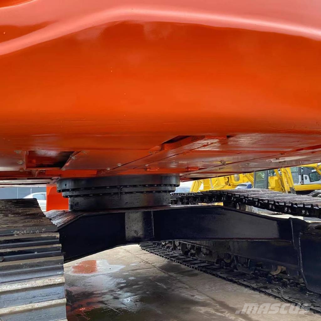 Doosan DX 225 LC Raupenbagger