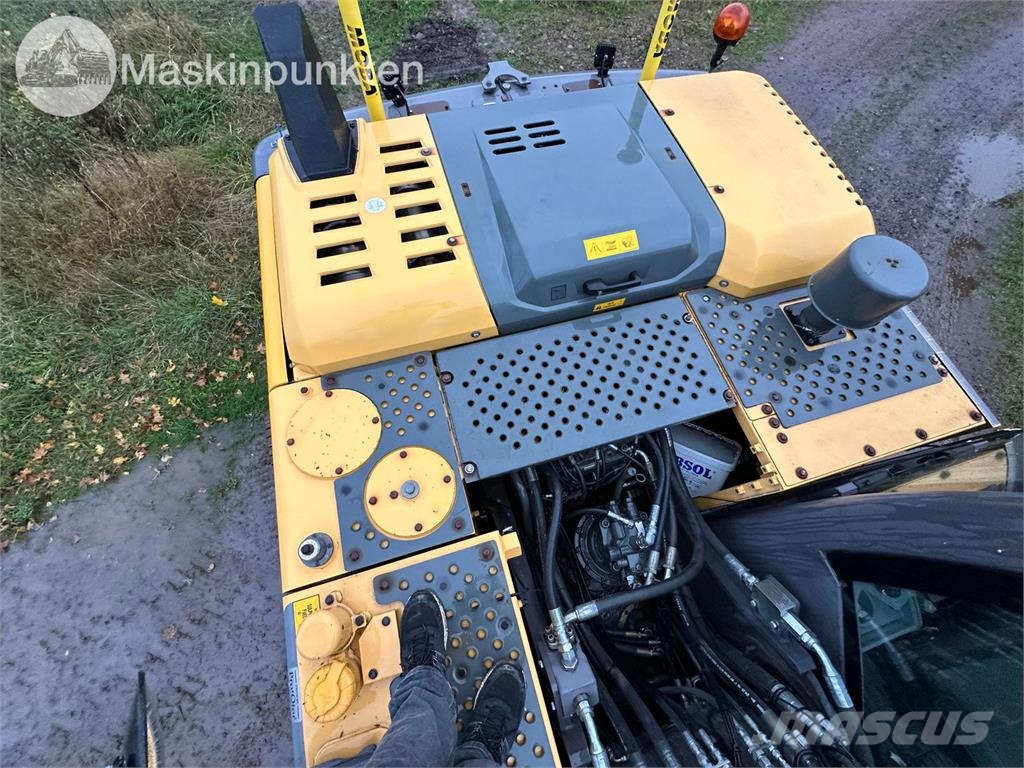 Volvo EC220DL Raupenbagger