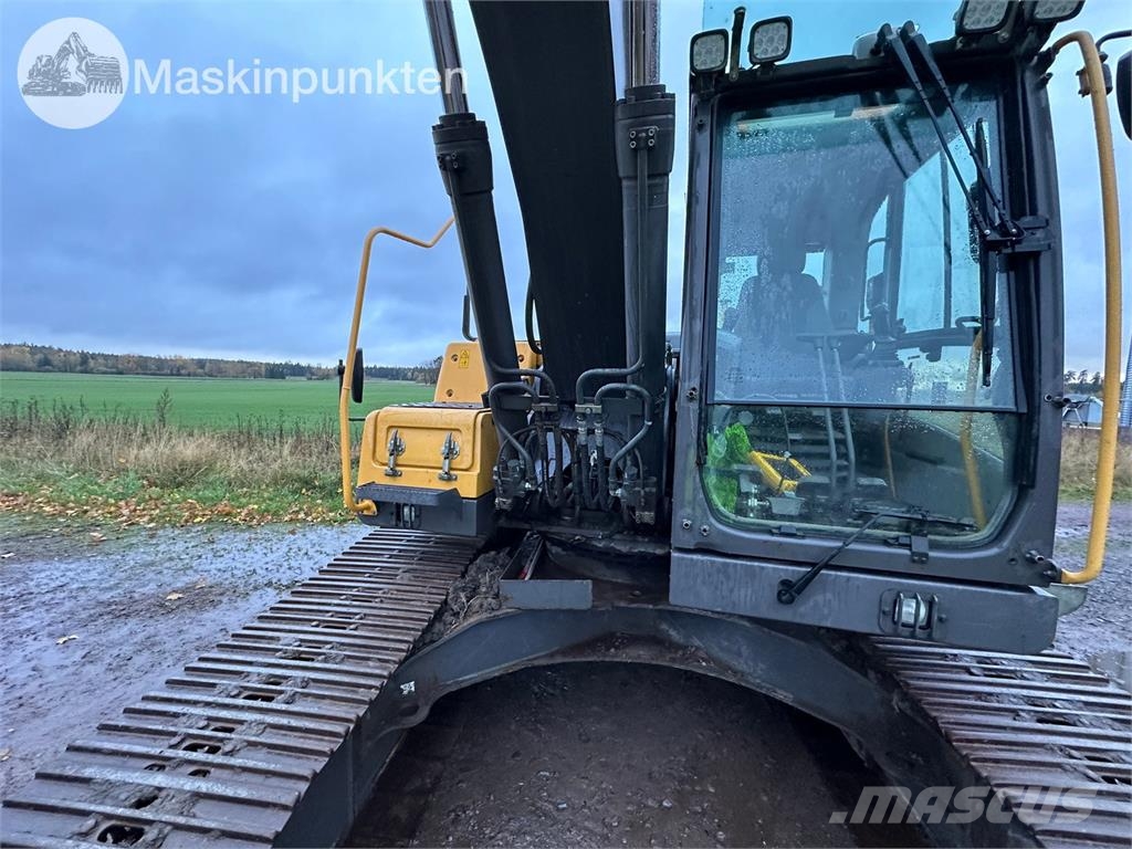 Volvo EC220DL Raupenbagger