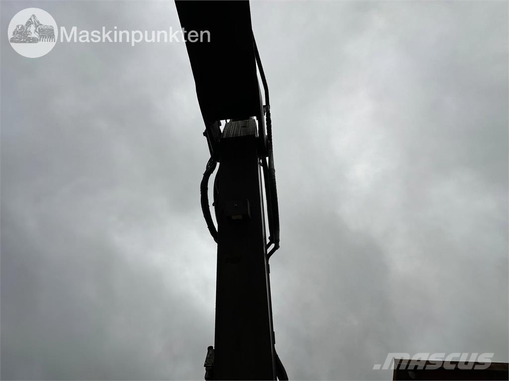 Volvo EC220DL Raupenbagger
