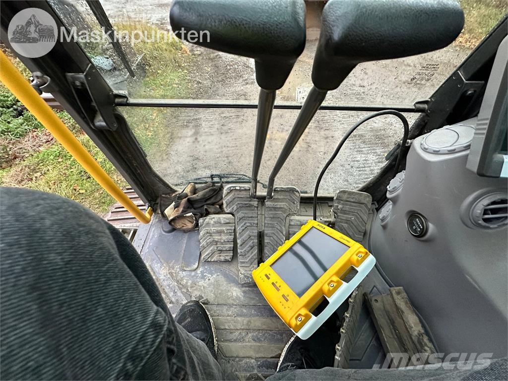 Volvo EC220DL Raupenbagger
