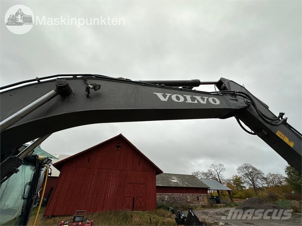 Volvo EC220DL Raupenbagger