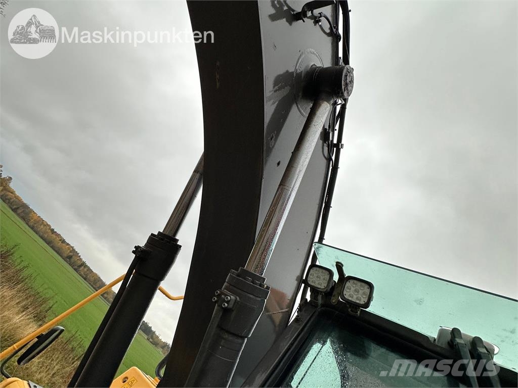 Volvo EC220DL Raupenbagger