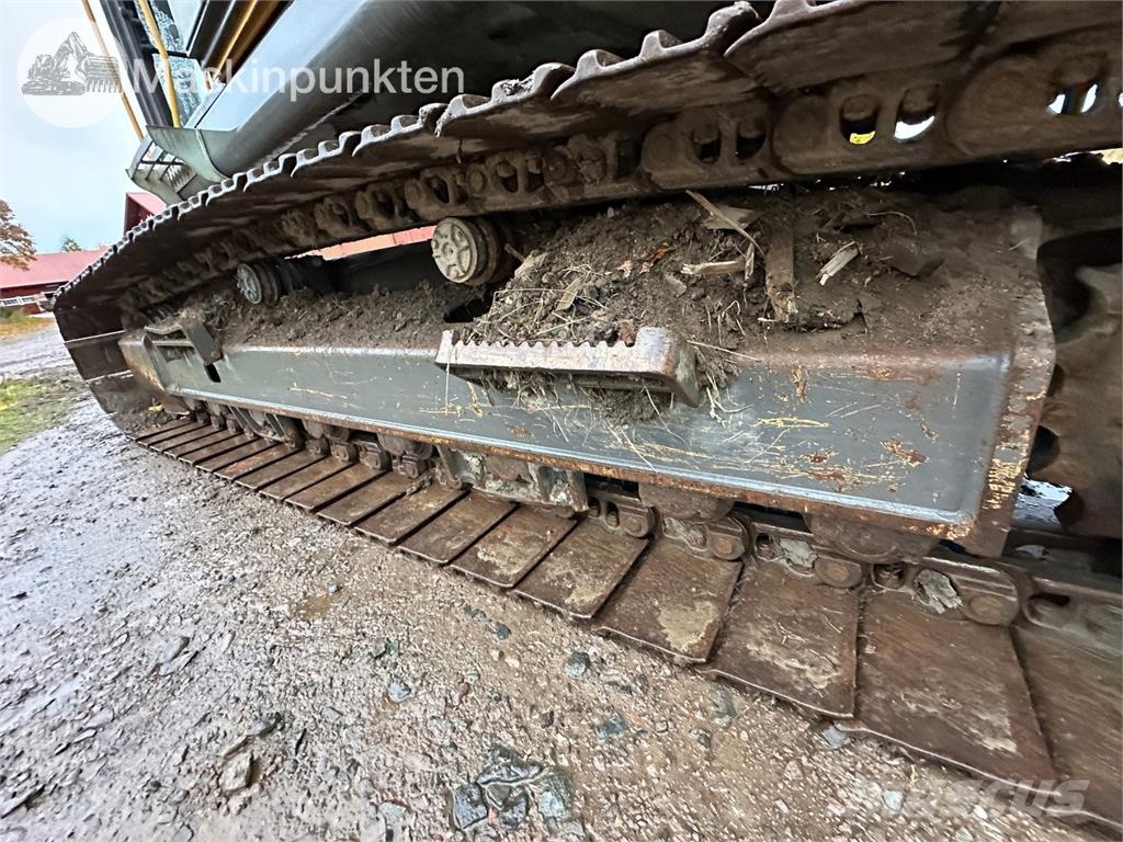 Volvo EC220DL Raupenbagger