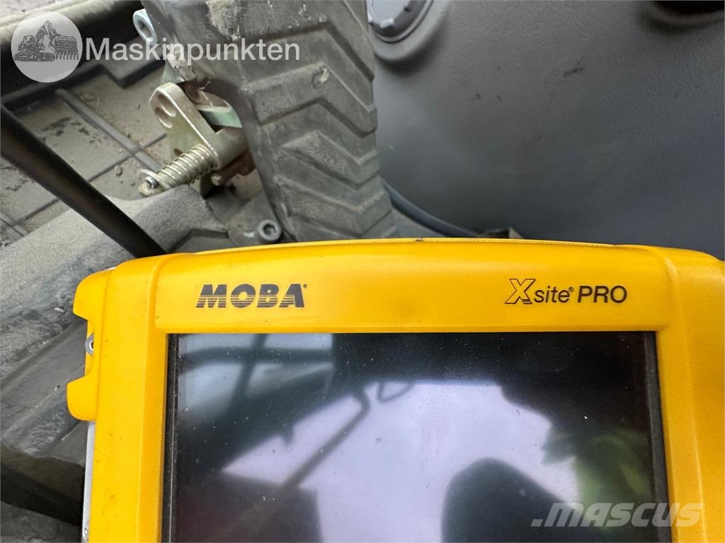 Volvo EC220DL Raupenbagger