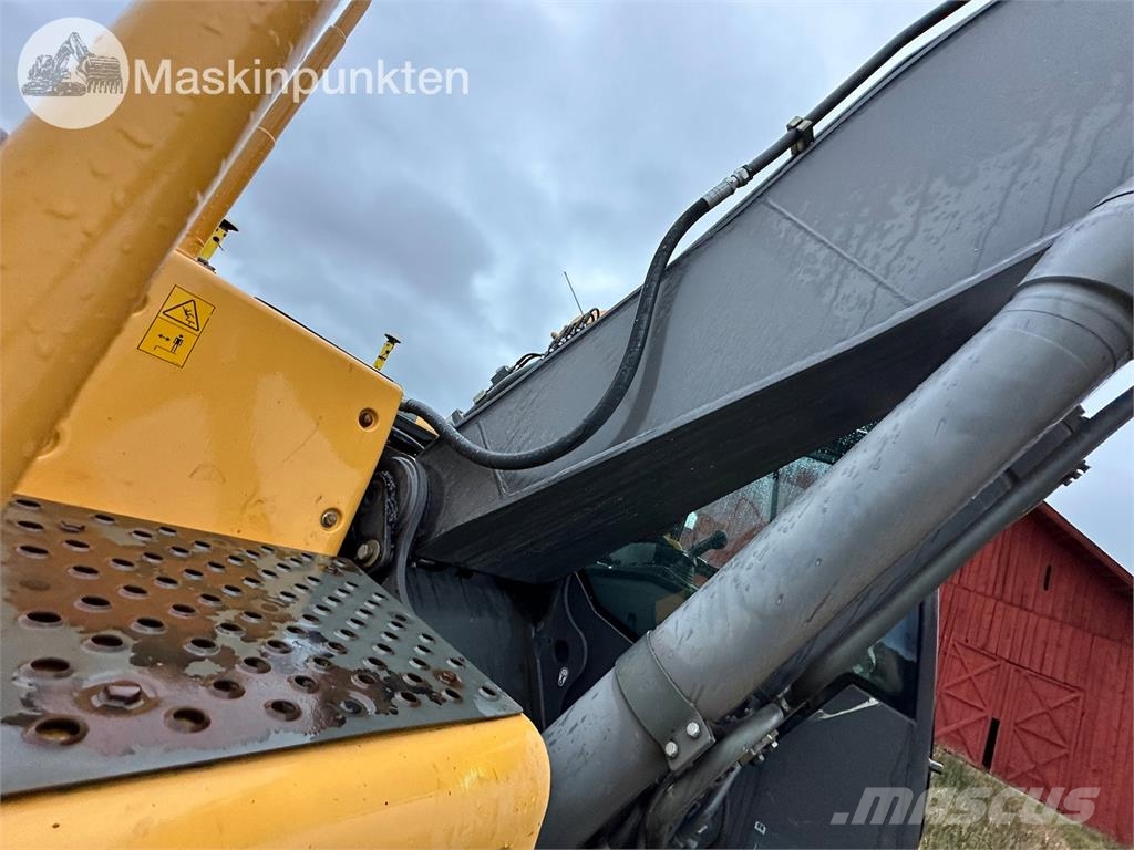 Volvo EC220DL Raupenbagger