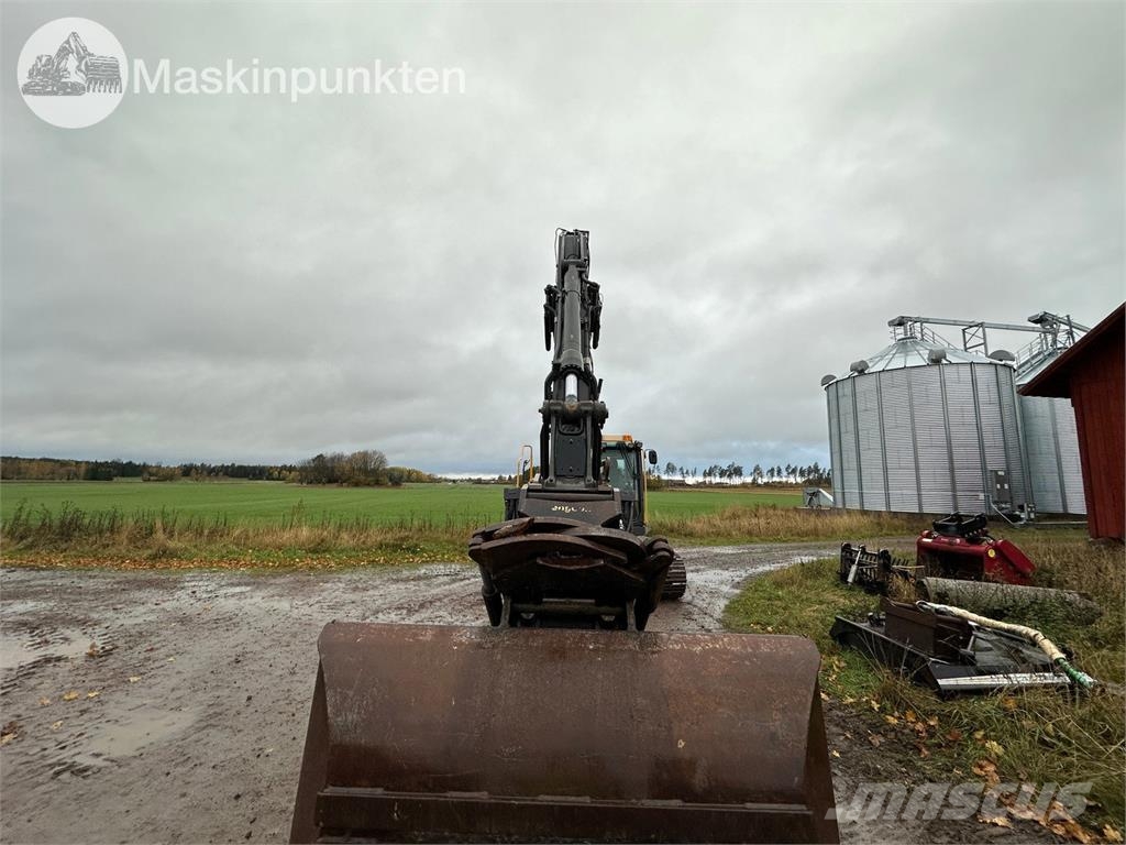 Volvo EC220DL Raupenbagger