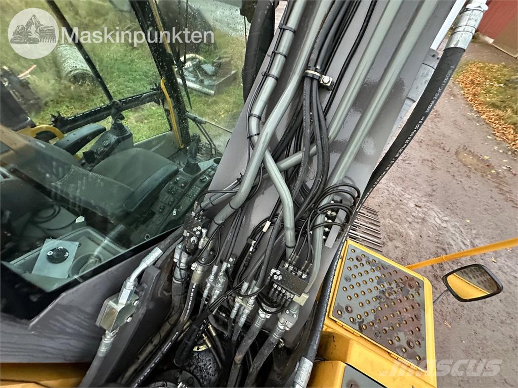 Volvo EC220DL Raupenbagger
