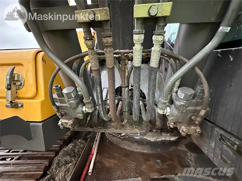 Volvo EC220DL Raupenbagger