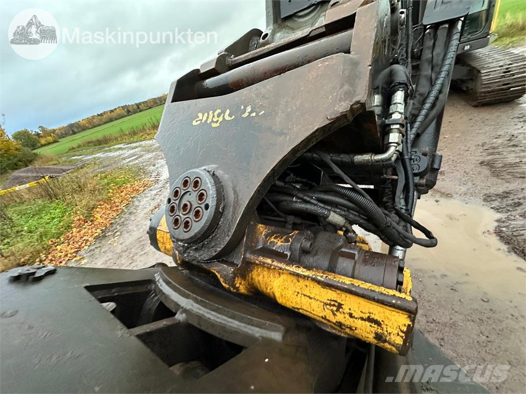 Volvo EC220DL Raupenbagger