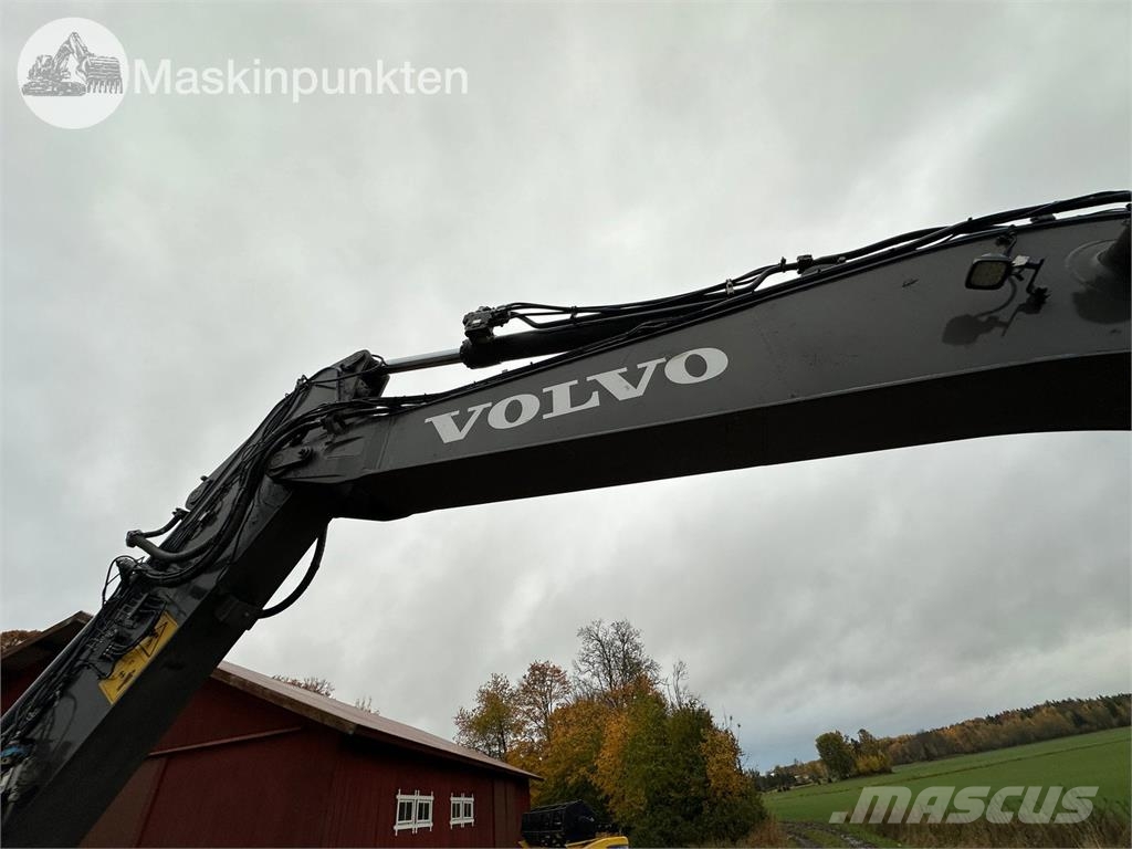 Volvo EC220DL Raupenbagger