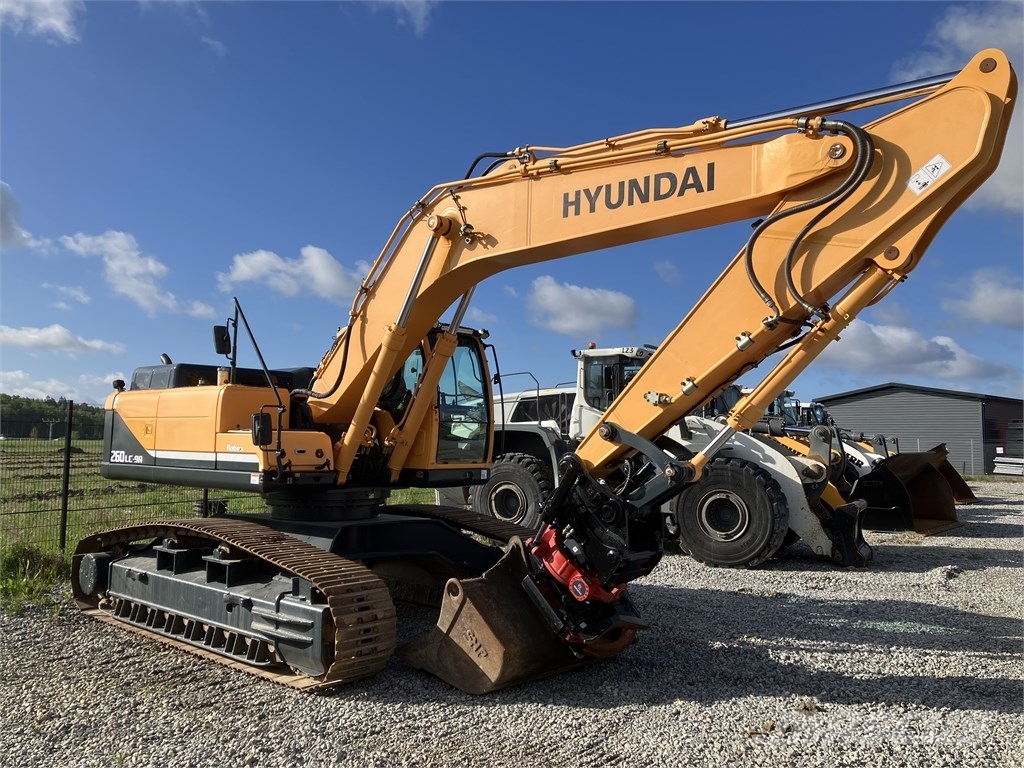 Hyundai Robex 260 LC-9 A Bandgrävare