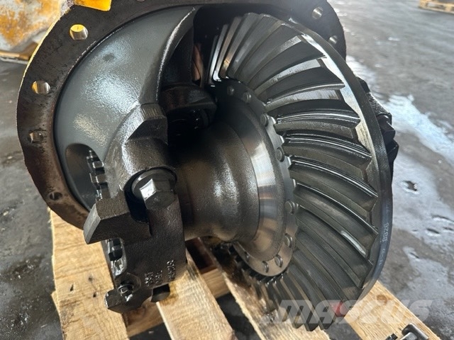 Volvo A 25 D USED DIFFERENTOAL Ejes
