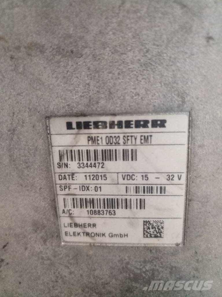 Liebherr R 916 LC Elektronik