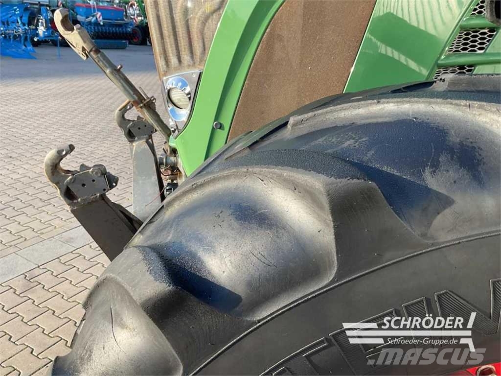 Fendt 924 VARIO Трактори