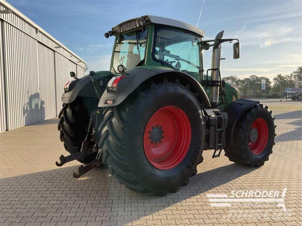 Fendt 924 VARIO Трактори