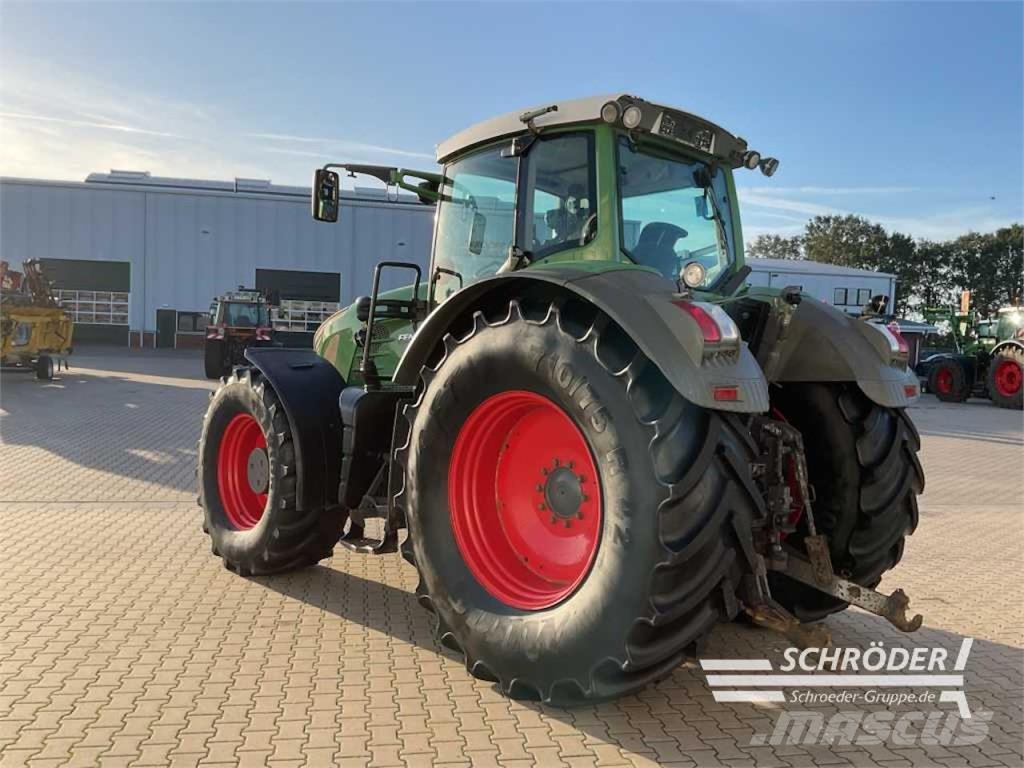 Fendt 924 VARIO Трактори
