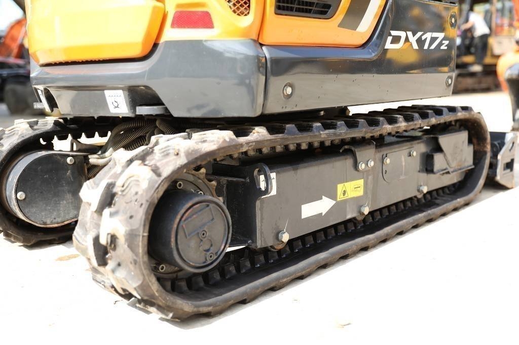 Doosan DX 17 Εκσκαφείς με ερπύστριες