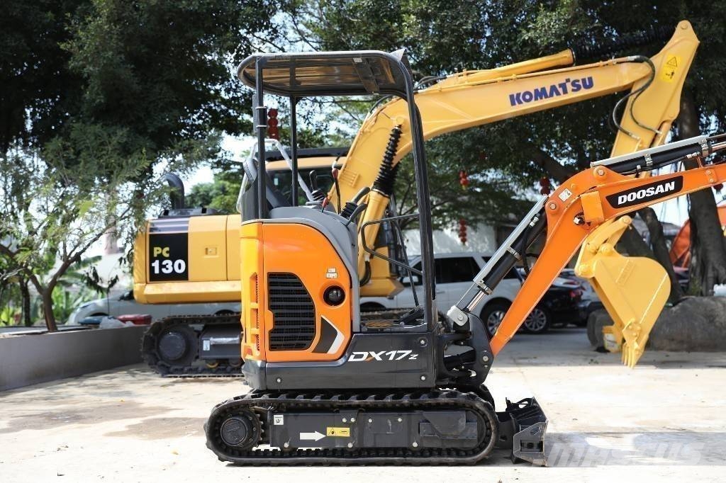 Doosan DX 17 Εκσκαφείς με ερπύστριες