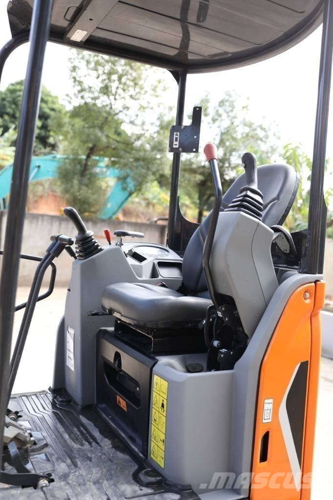 Doosan DX 17 Εκσκαφείς με ερπύστριες