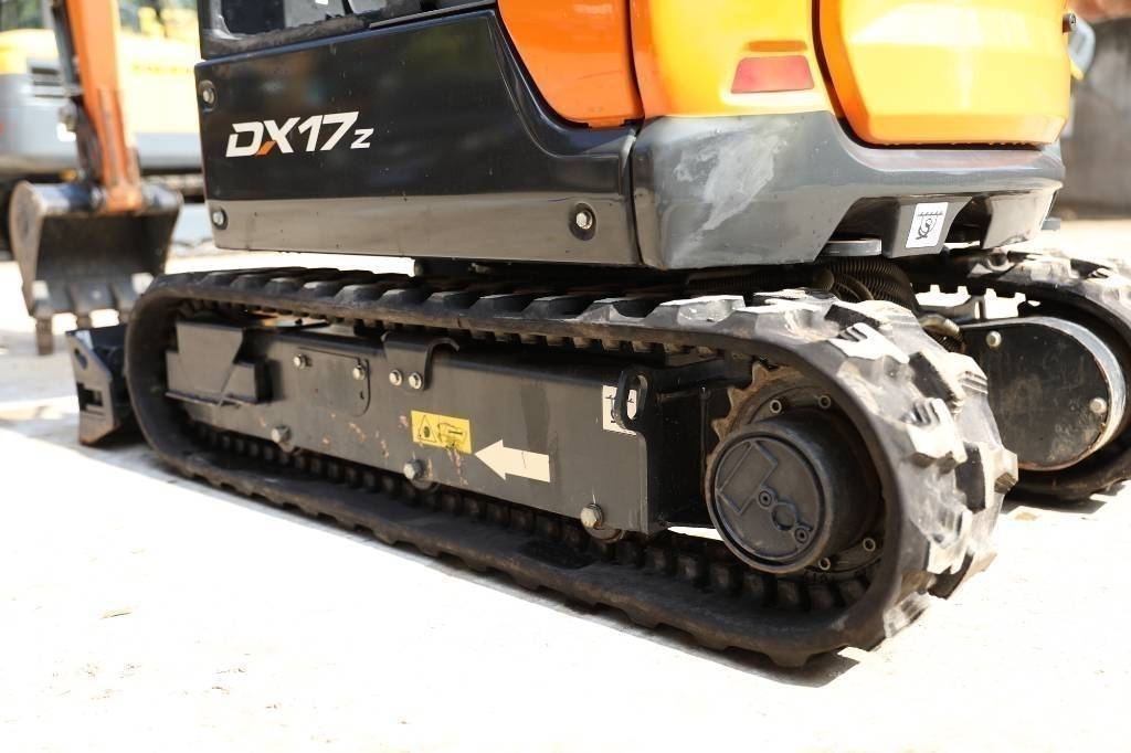 Doosan DX 17 Εκσκαφείς με ερπύστριες
