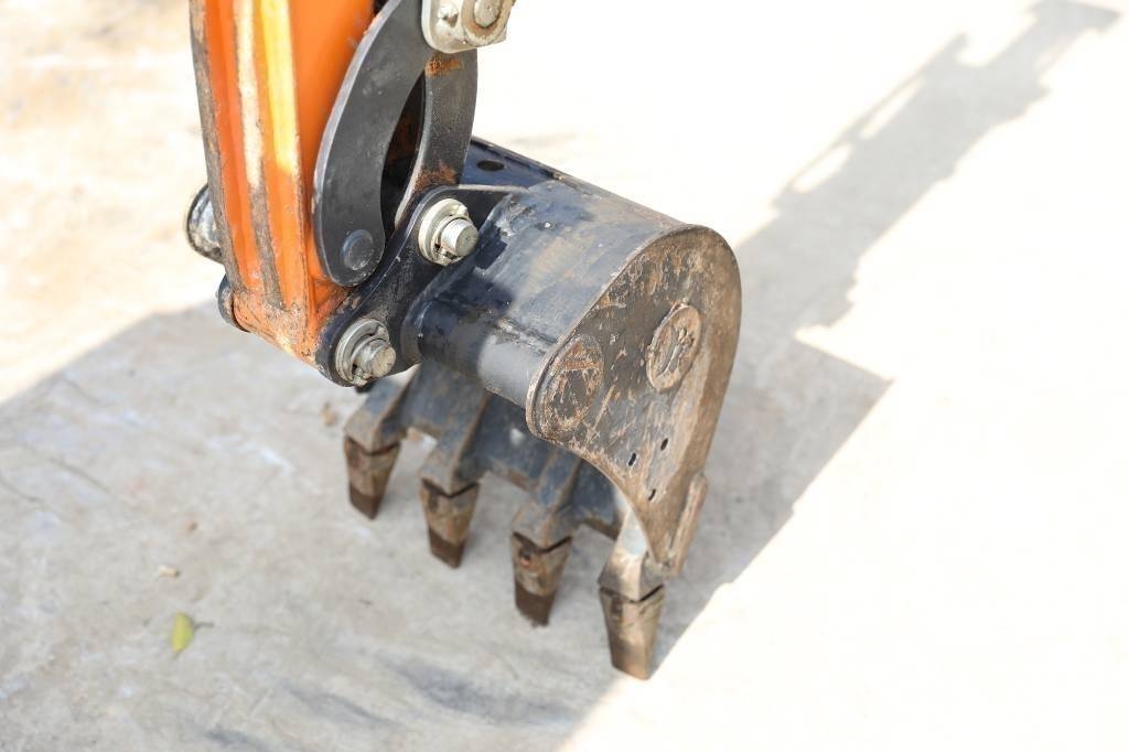 Doosan DX 17 Εκσκαφείς με ερπύστριες