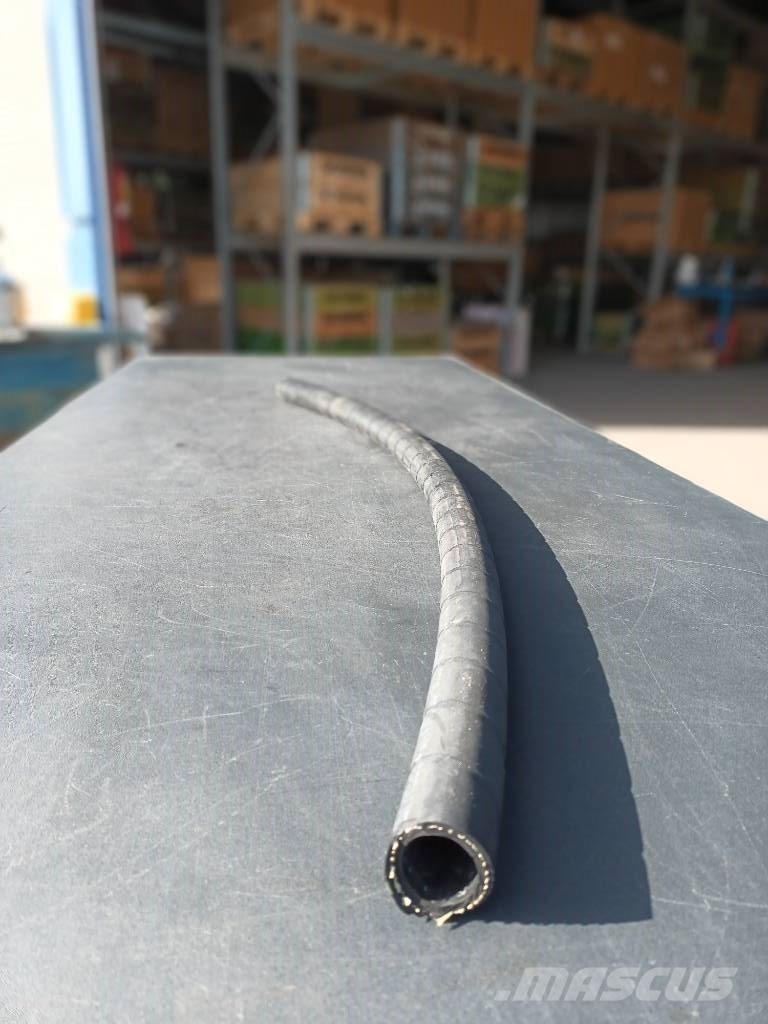 Volvo RUBBER HOSE 21340911 Motoren