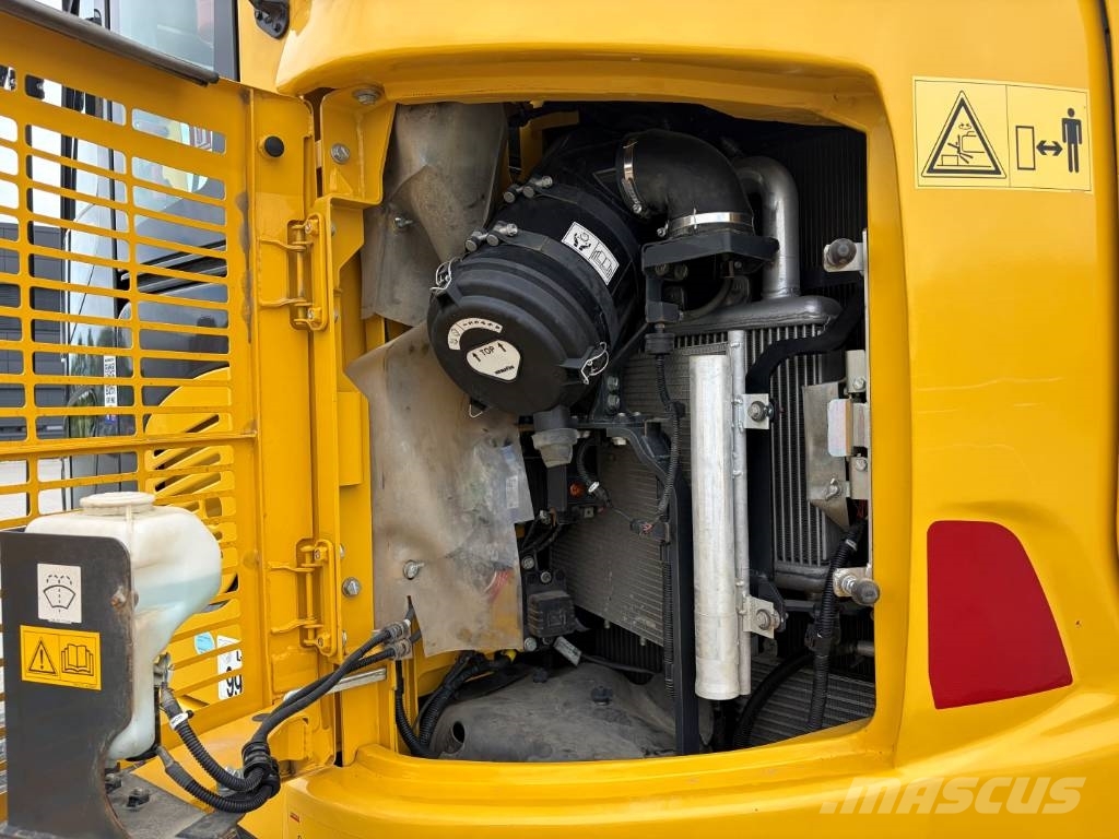 Komatsu PC138-11 Excavadoras sobre orugas