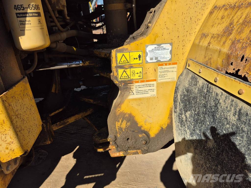 CAT 980H 輪胎式裝載機