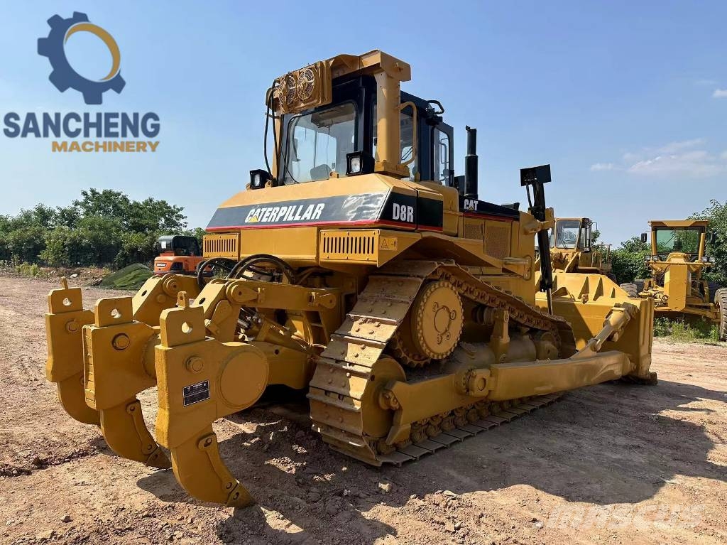 CAT D8R Buldožerji goseničarji