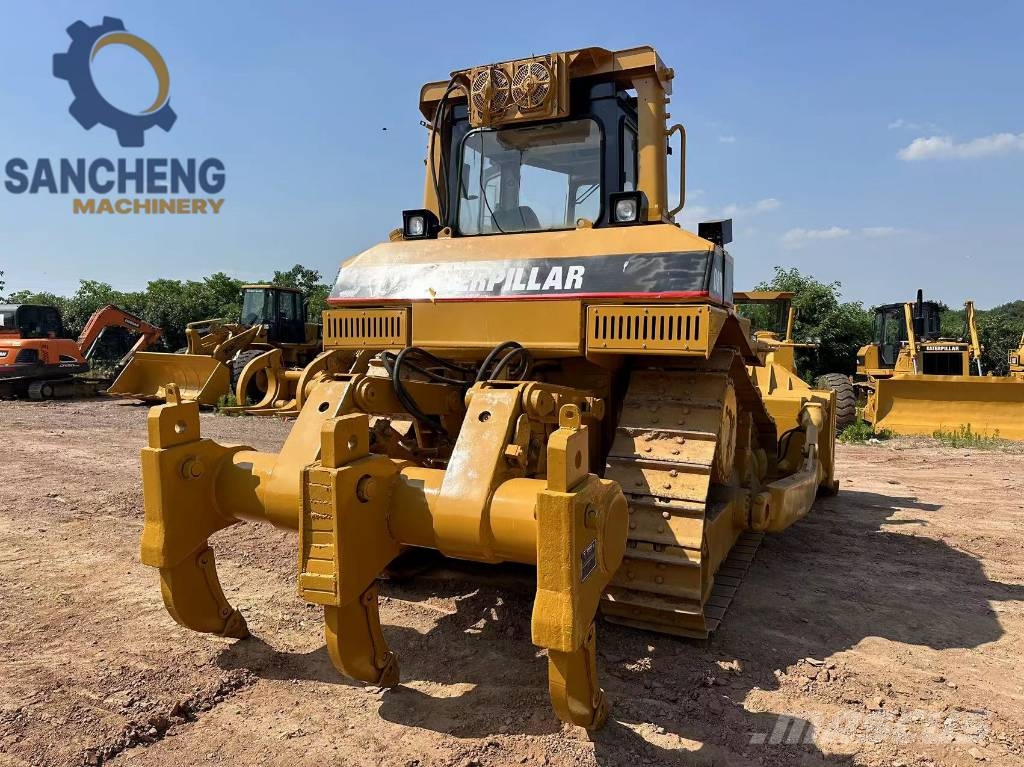 CAT D8R Buldožerji goseničarji