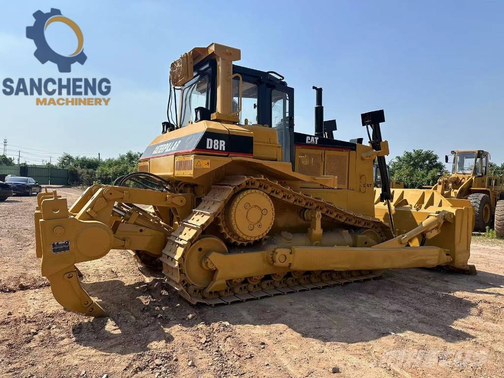 CAT D8R Buldožerji goseničarji
