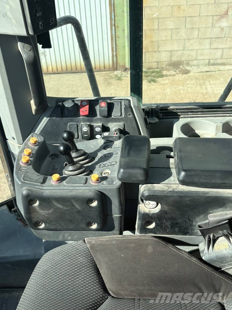 CAT 966 M Kolesni nakladalci