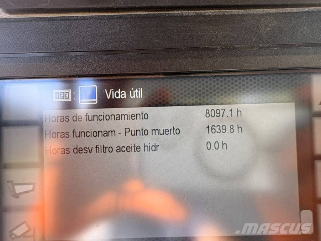 CAT 966 M Kolesni nakladalci