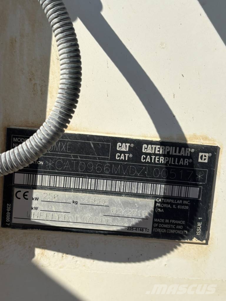 CAT 966 M Kolesni nakladalci
