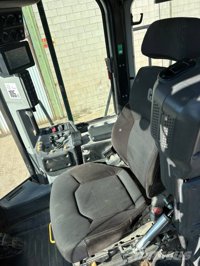 CAT 966 M Kolesni nakladalci