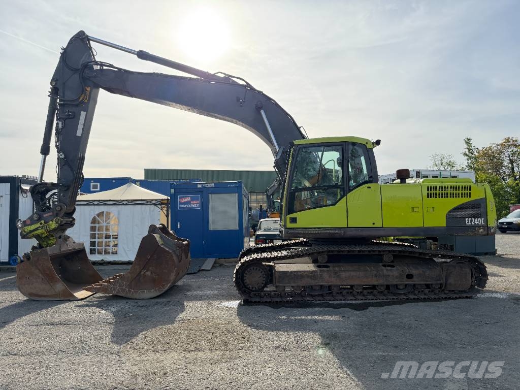 Volvo EC 240 C N L Escavadoras de rastos